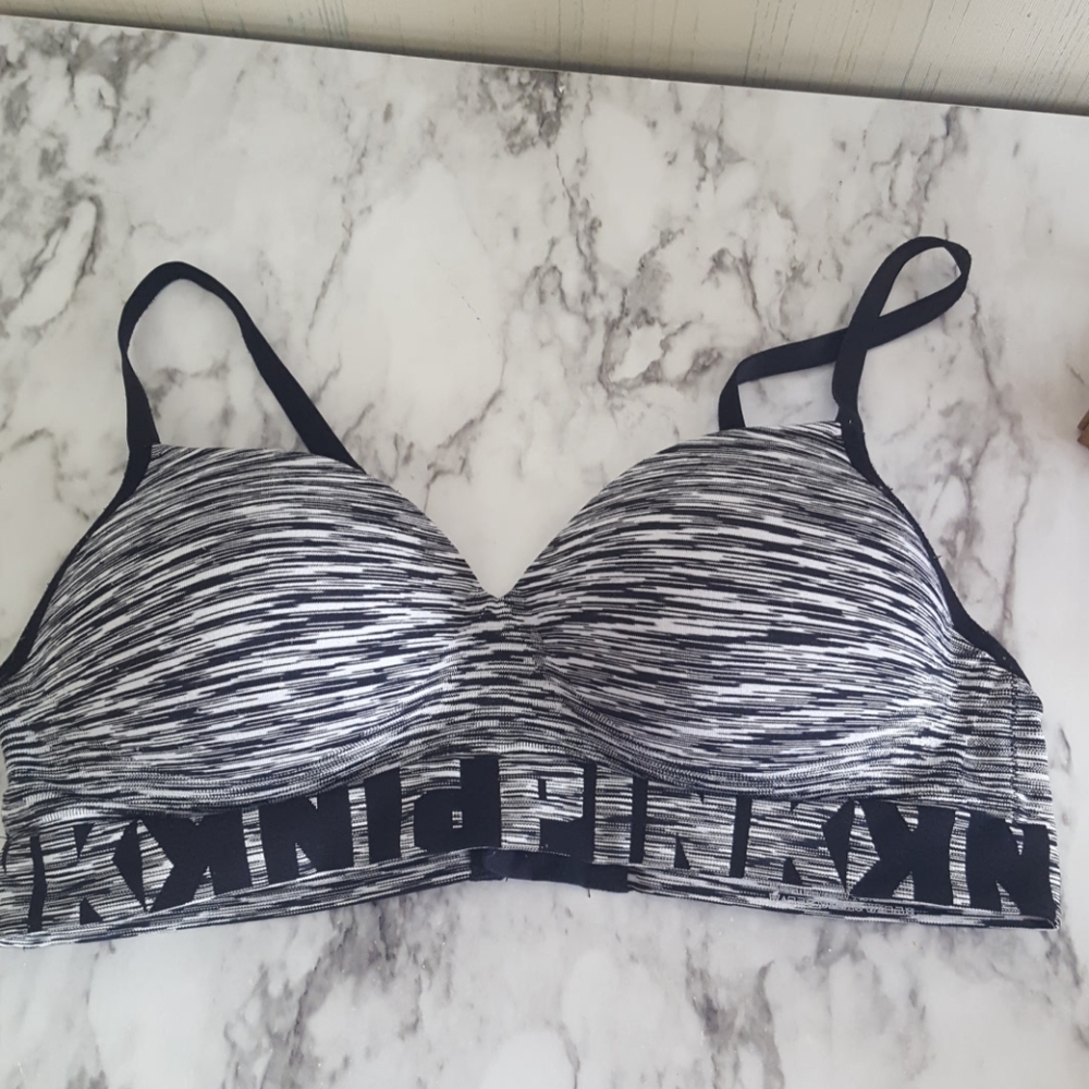 ❄pink victoria's secret lightly lined bralette